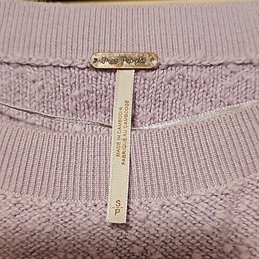 Free People Found My Friend Lavender Boucle Knit Oversized Sweater Size Small - Picture 5 of 6
